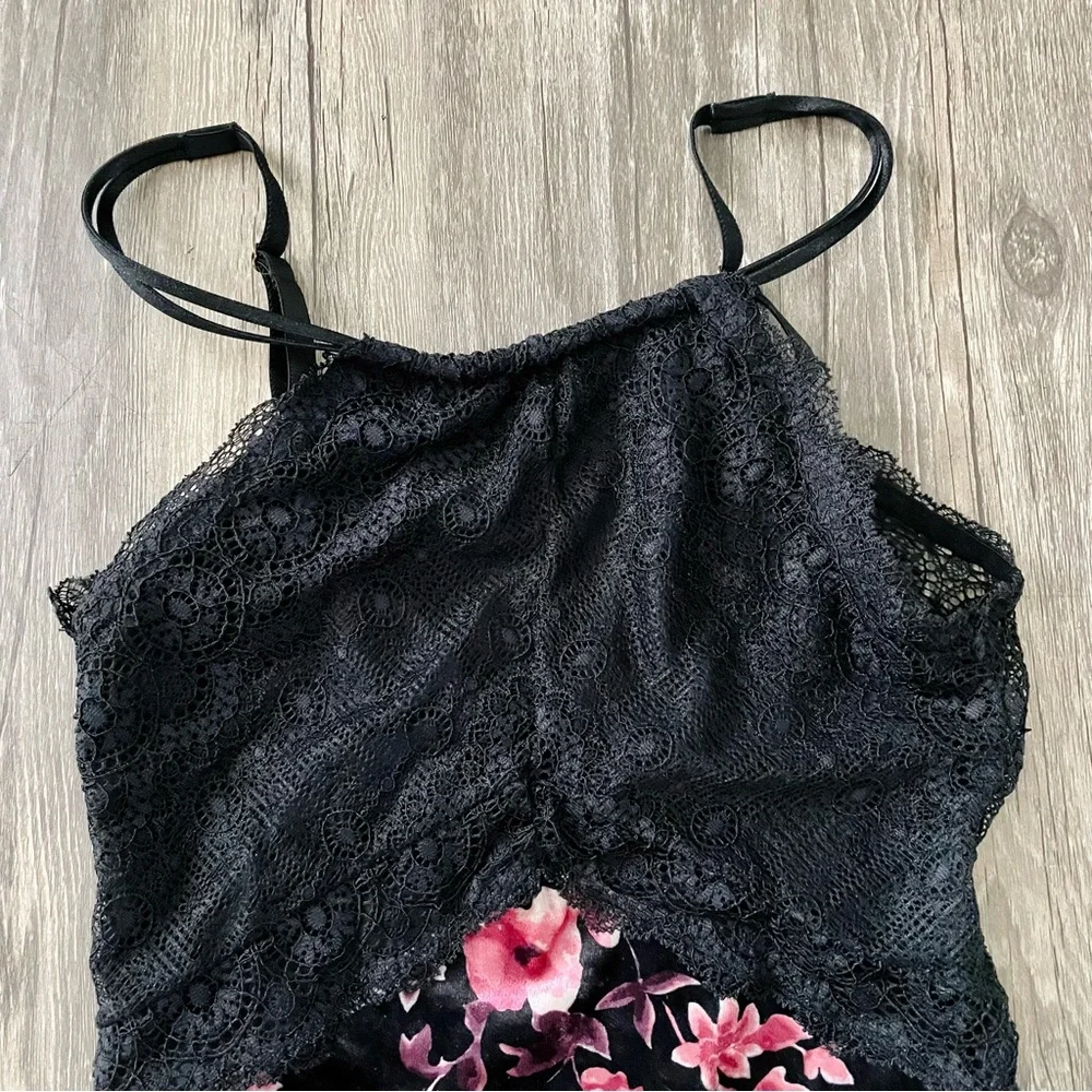 Black Lace & Floral Crushed Velvet Leotard/Bodysuit - Picture 5 of 11